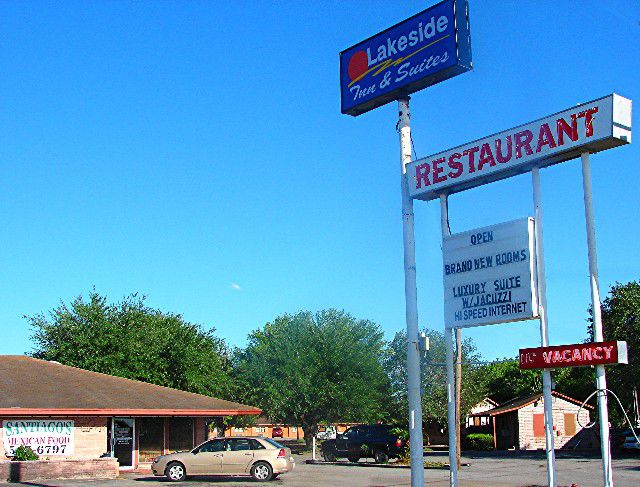 Lakeside Inn & Suites By Oyo Mathis I 37 Exteriér fotografie